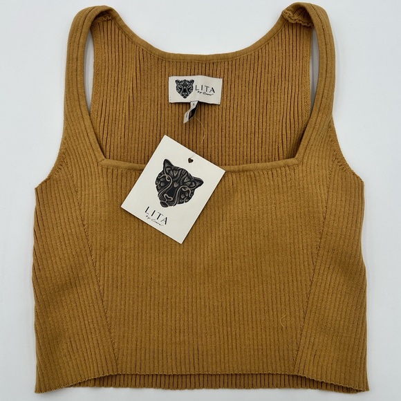 LITA BY CIARA - True Ribbed Tank Top - Picture 4 of 10